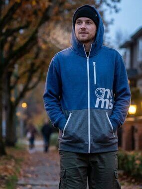 Nomis Men's Stacked Full Zip Snowboard Hoodie Spell Out Jacket Size XL Full Zip